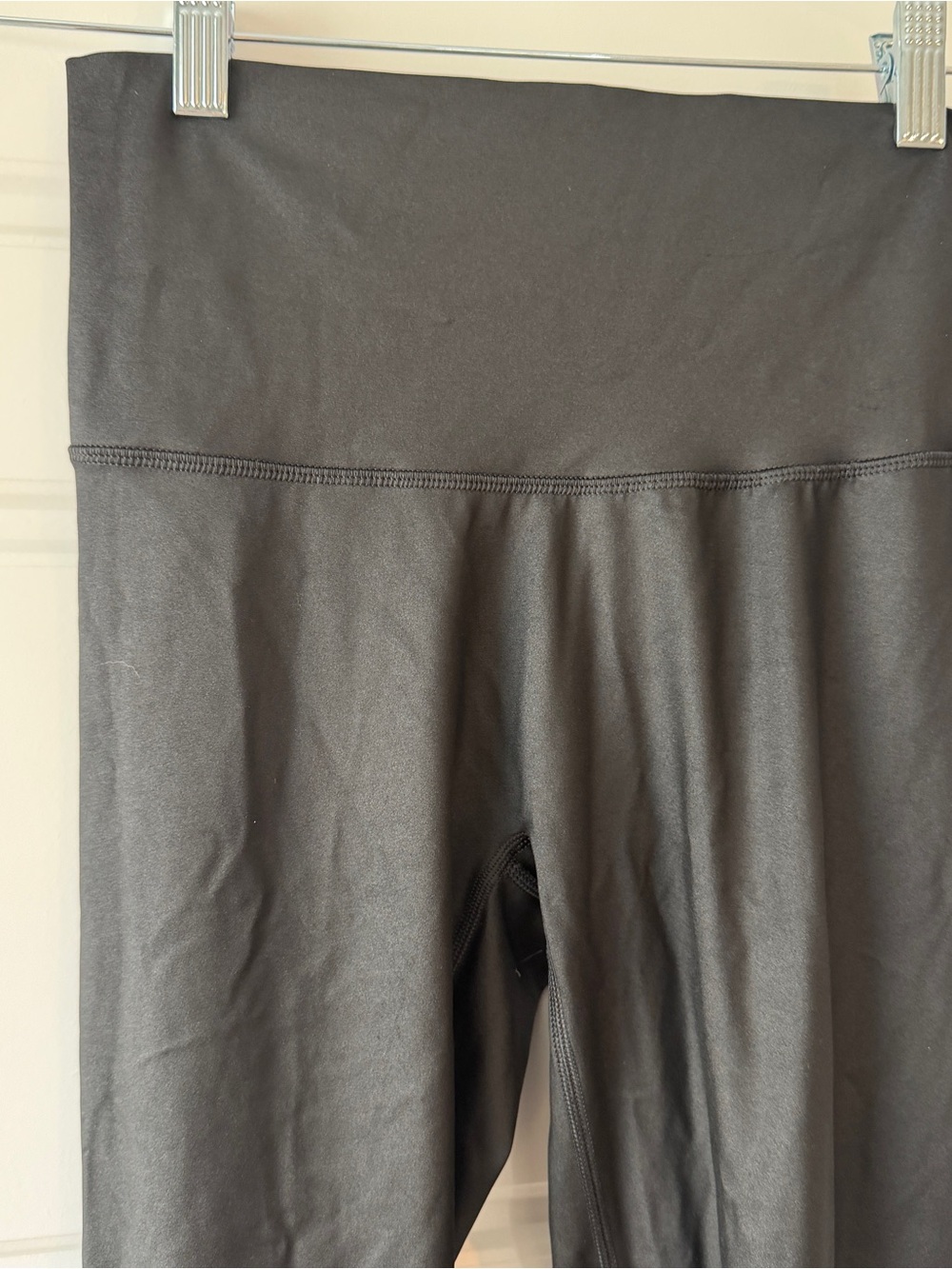 Shine Black offline by aerie High-Waist Leggings - - Picture 2 of 3